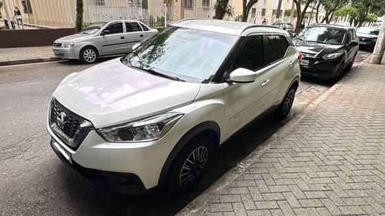 NISSAN KICKS 1.6 16V FLEXSTART S DIRECT 4P XTRONIC NISSAN KICKS 1.6 16V FLEXSTART S DIRECT 4P XTRONIC